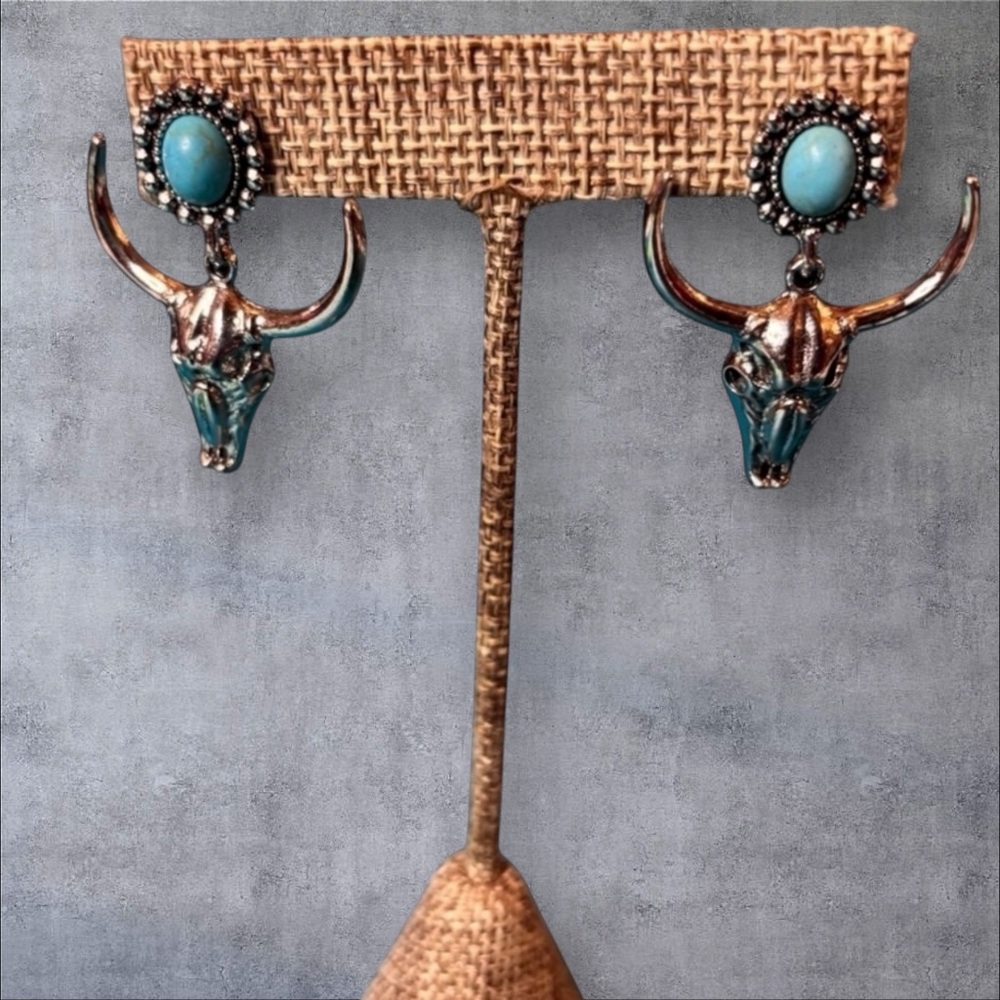 Western Cowgirl Silver and Turquoise Bull Skull Dangle Earrings NWT